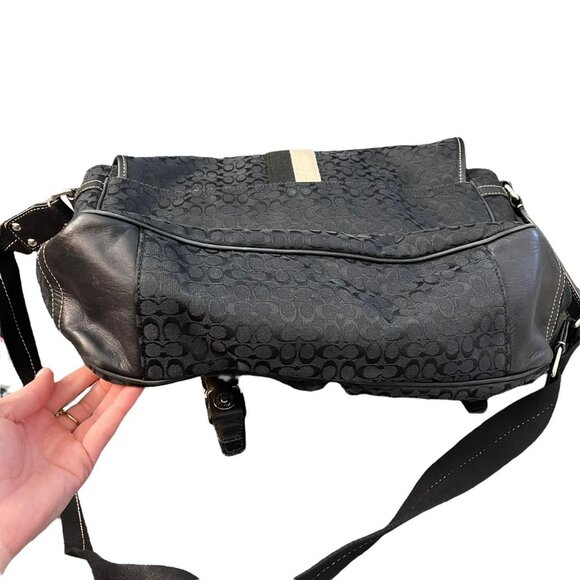 ๐ค Vintage Y2K Coach Signature Voyager Black Monogram Messenger Crossbody Bag - Picture 6 of 8